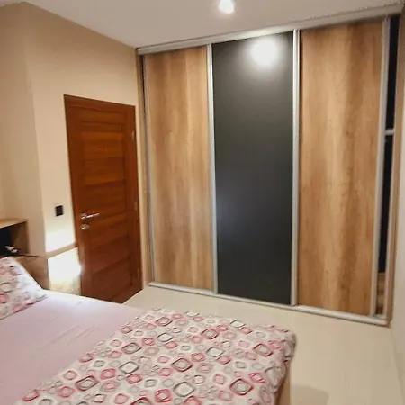 Laki-m Belgrade